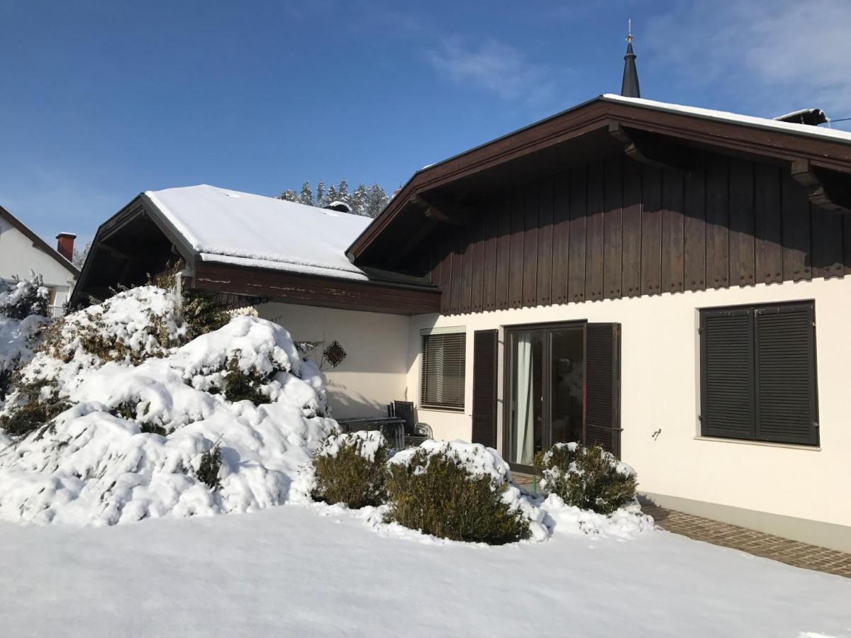 V Gemuetliches Gartenhaus Smihel nad Pliberkom Екстериор снимка