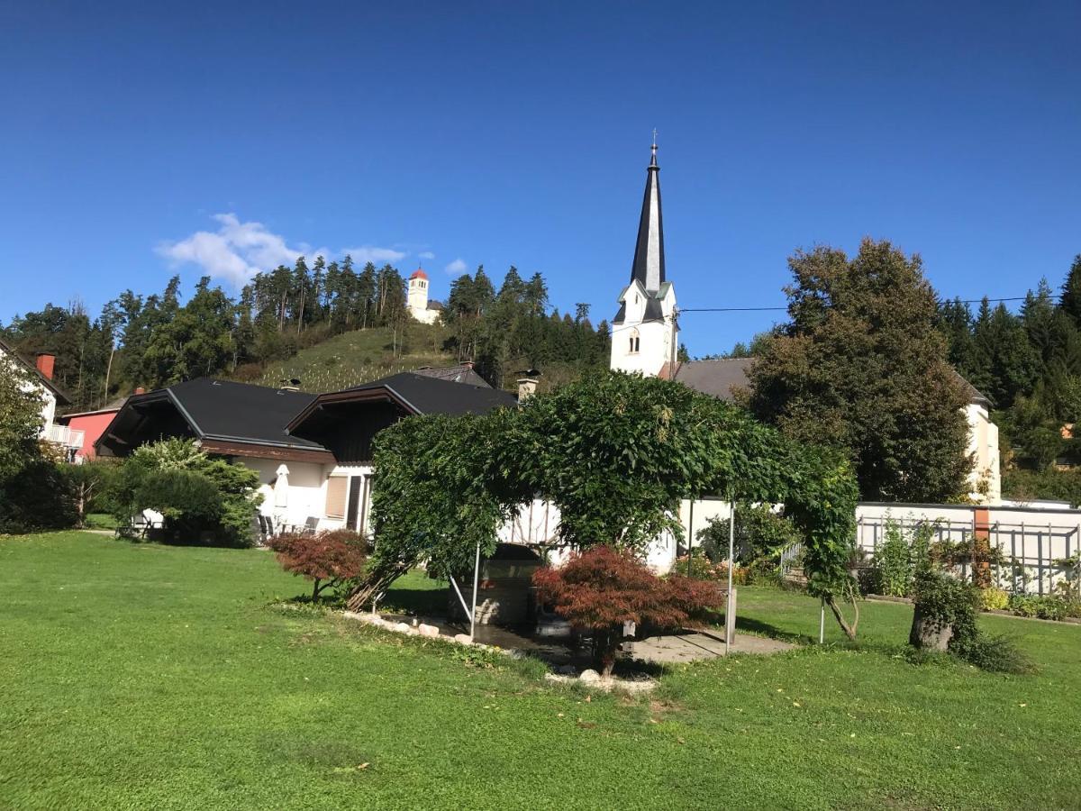 V Gemuetliches Gartenhaus Smihel nad Pliberkom Екстериор снимка